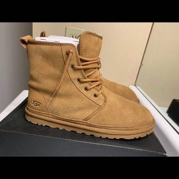 Men’s UGG Boots size 9 main image 7